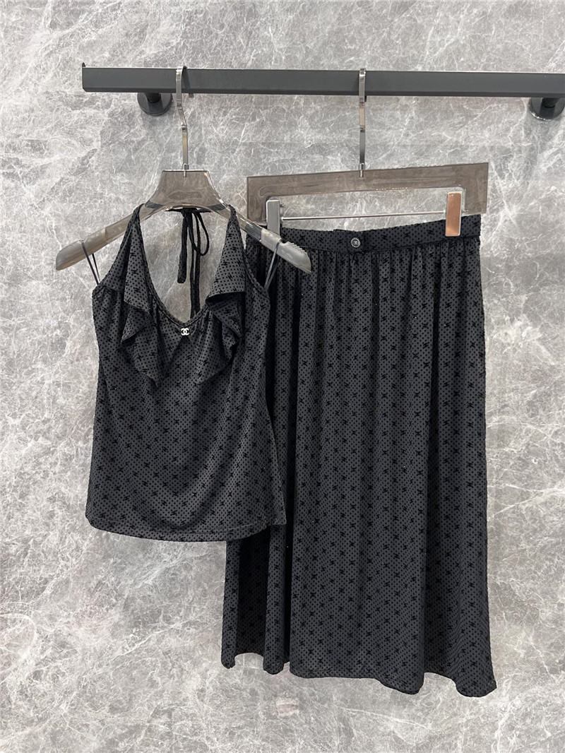 Ch**el black skirt
