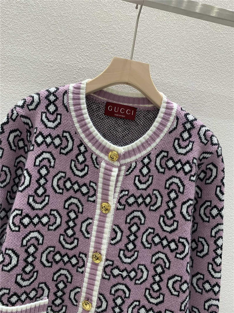 Gvc*1 crewneck oblique cardigan pink/black