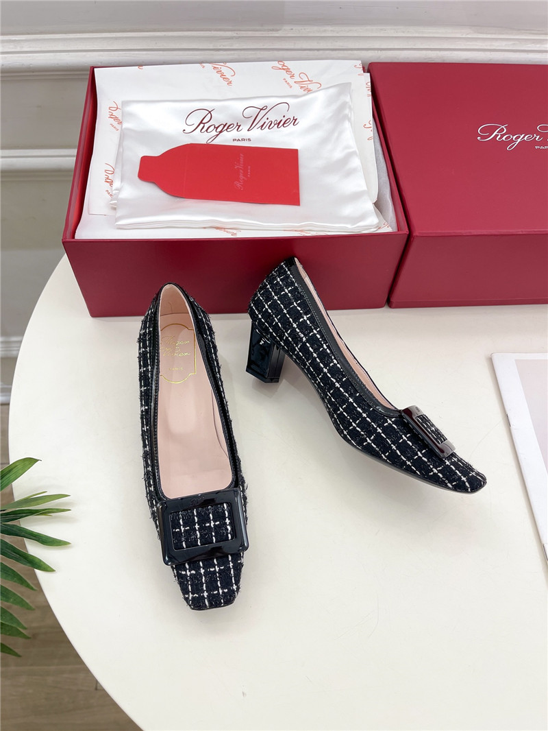 roger u1u1er belle u1u1er pumps 4.5cm black patent fabric