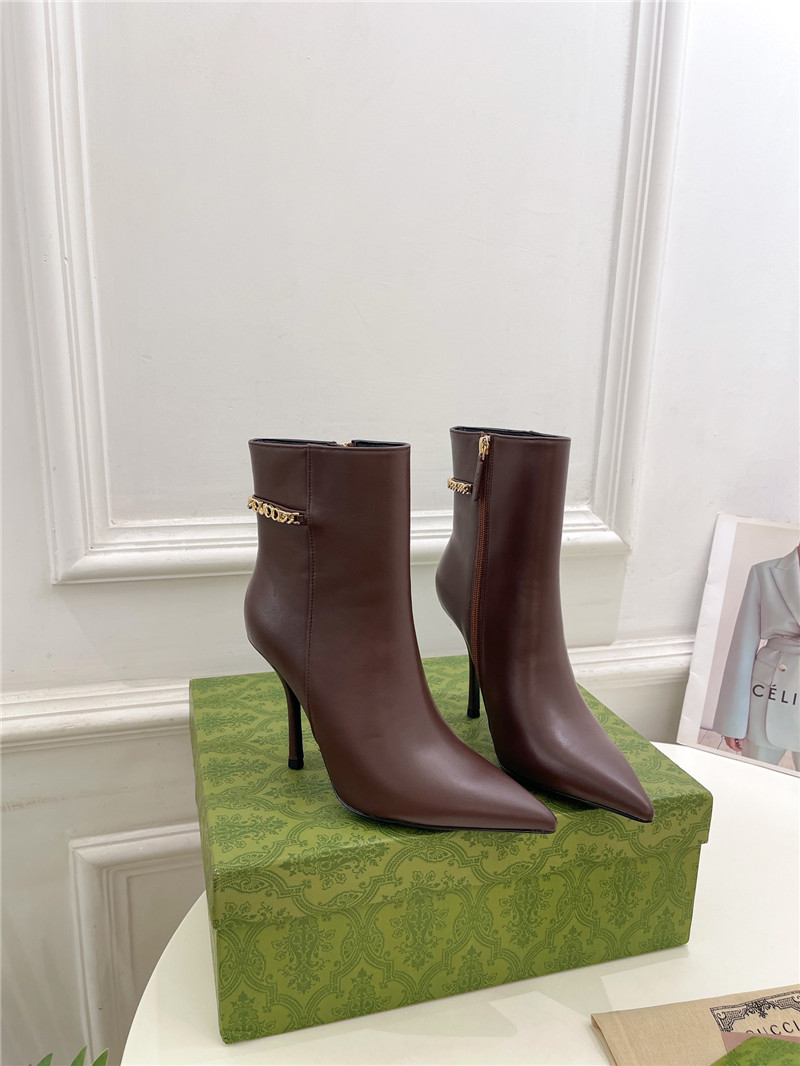 Gvc*1 women’s signoria ankle boots in brown