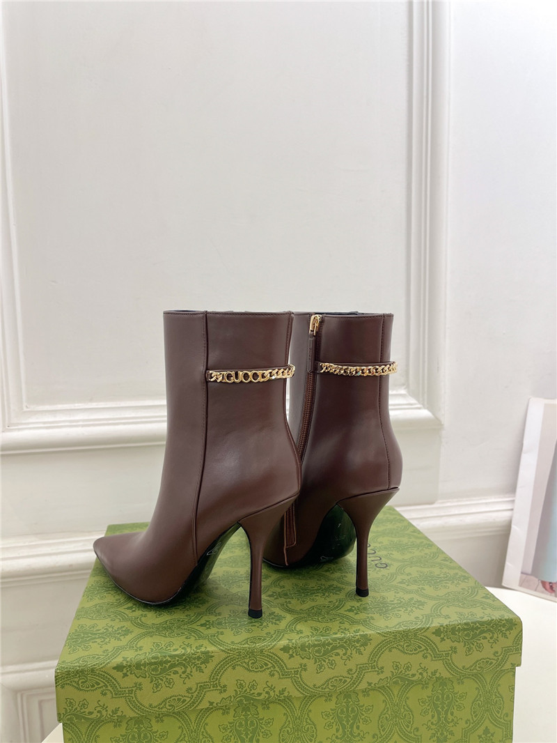 Gvc*1 women’s signoria ankle boots in brown