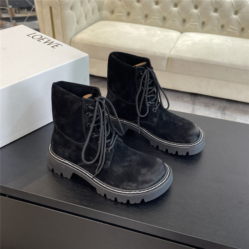 L0ew* sierra combat ankle boot in suede