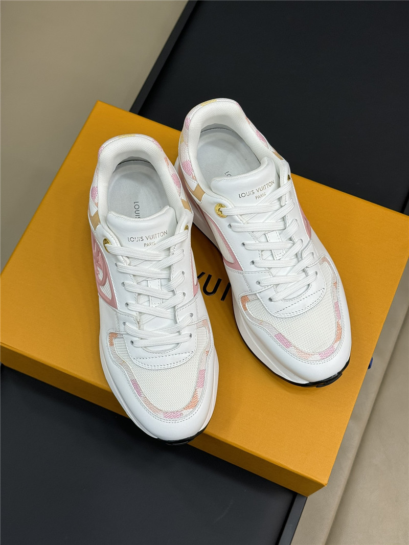 l0vis Vvtt0n run away sneakers