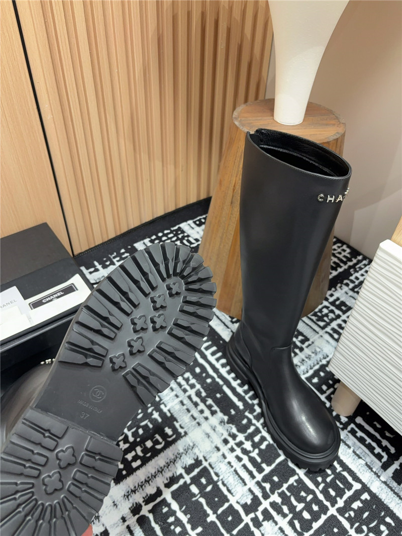 Ch**el calfskin keen high boots