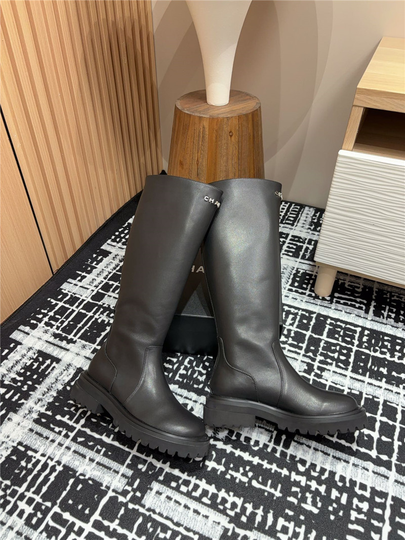 Ch**el calfskin keen high boots