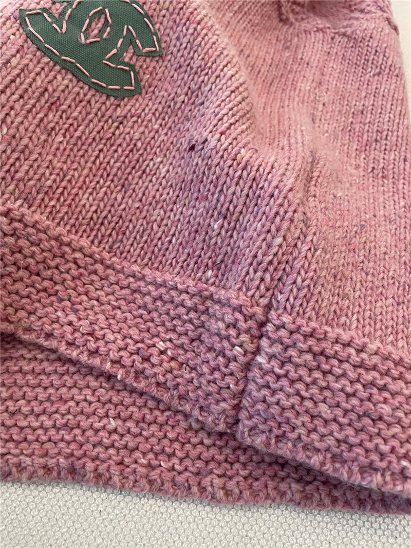 Ch**el vest