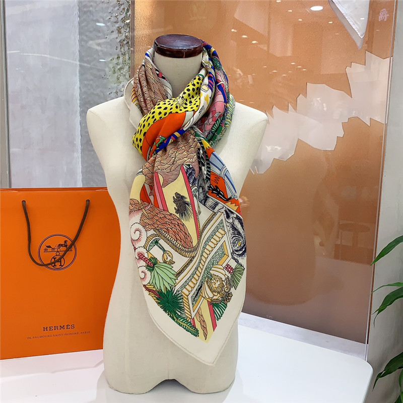 H**me5 140cm shawl