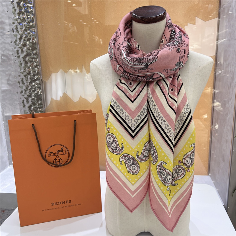 H**me5 140cm shawl