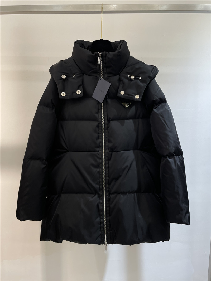 Pra*a hooded down jacket