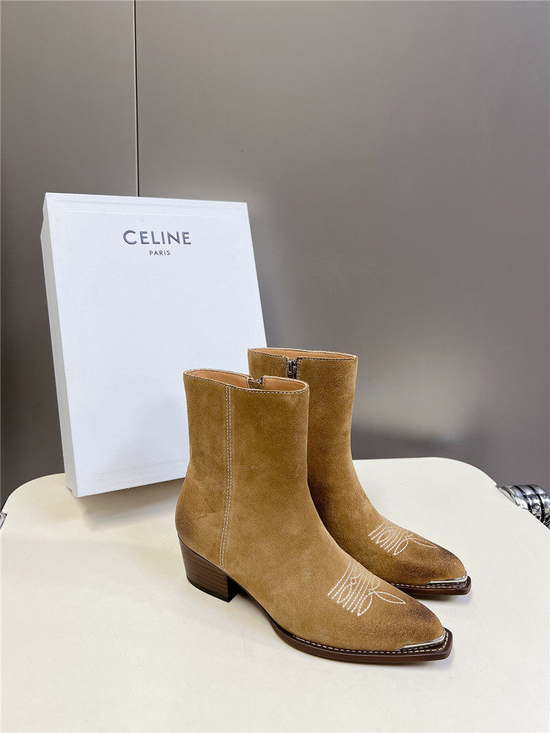 Ce1i*e zipped suede calfskin western boots
