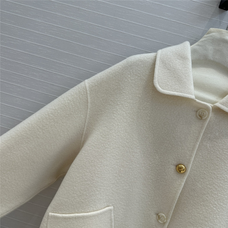 L0ew* short coat