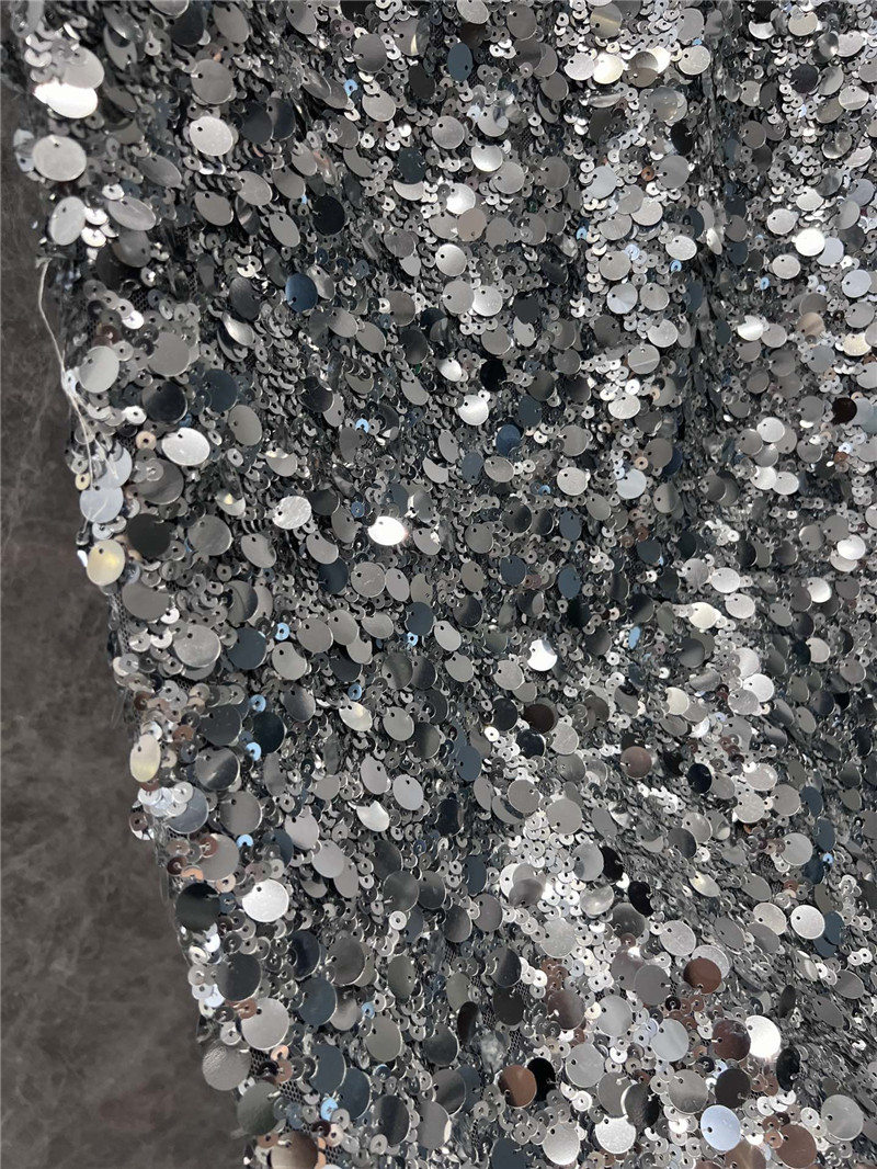 Y51 sequined skirt