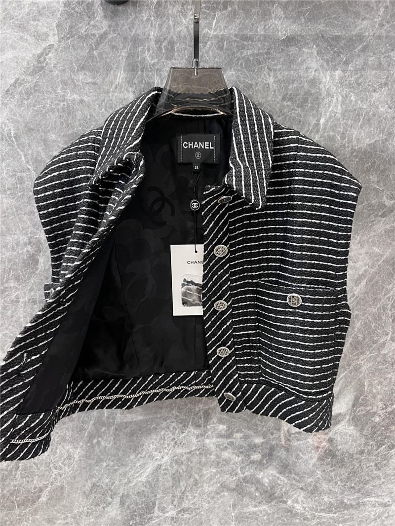 Ch**el new vest