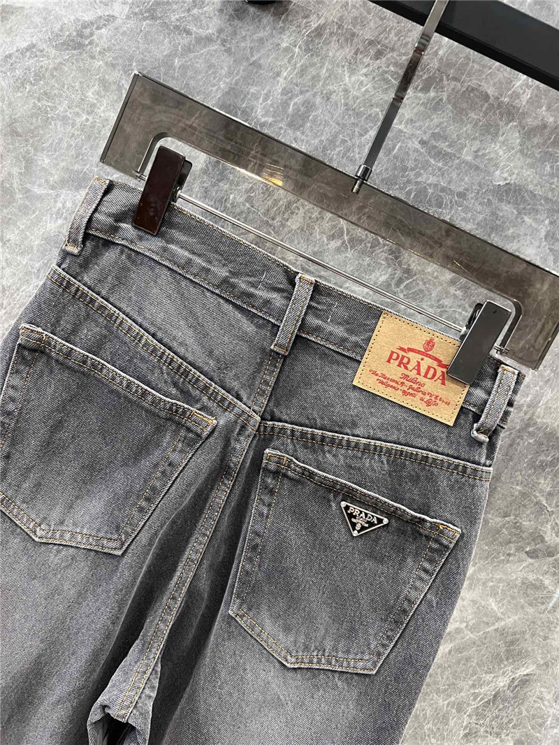 Pra*a jeans