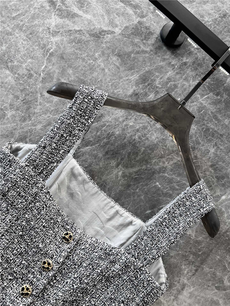 Ch**el woolen vest