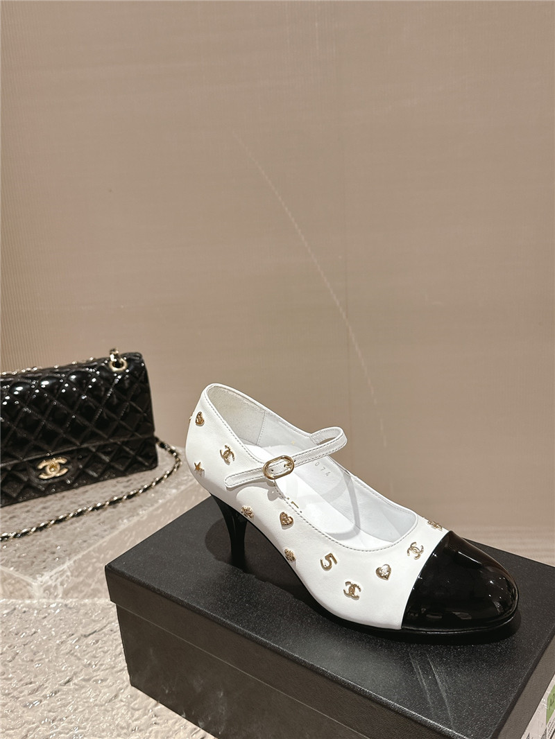 Ch**el embellished mary janes pumps in white/black leather