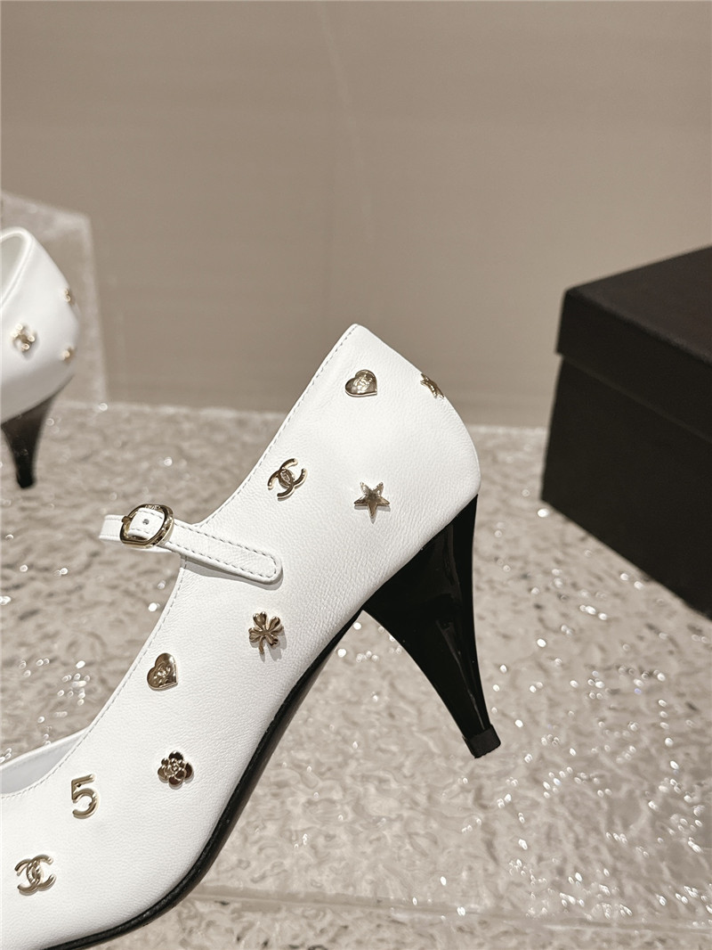 Ch**el embellished mary janes pumps in white/black leather