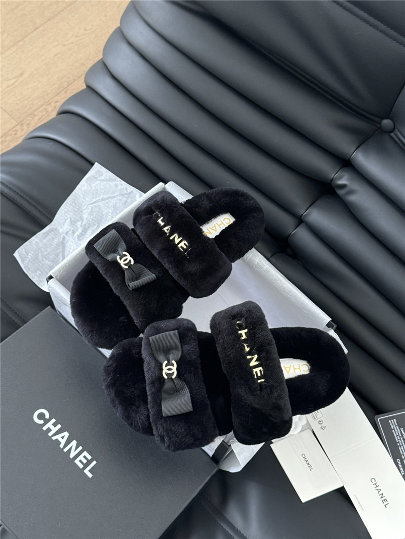Ch**el bow black fur home slippers
