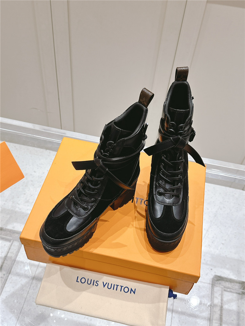 l0vis Vvtt0n laureate platform desert boot black