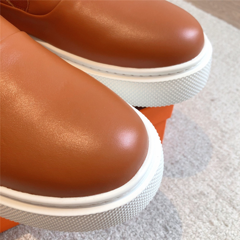 H**me5 brown slip-on sneaker