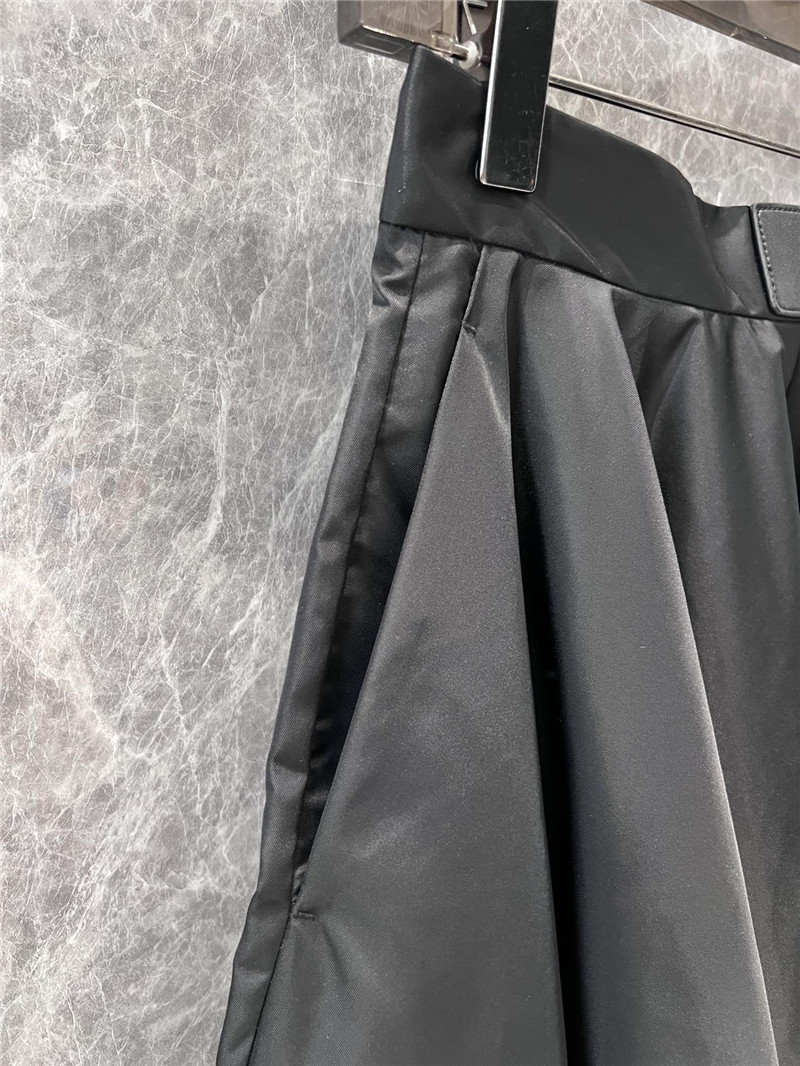 Pra*a nylon skirt