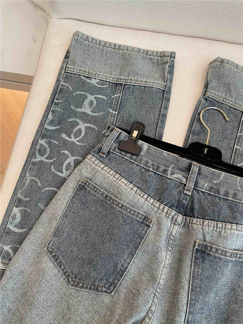 Ch**el washed jeans