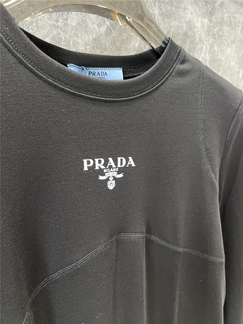 Pra*a long sleeve t-shirt