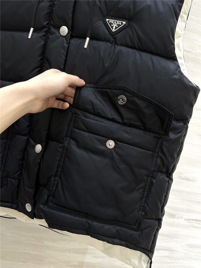 Pra*a hooded down vest