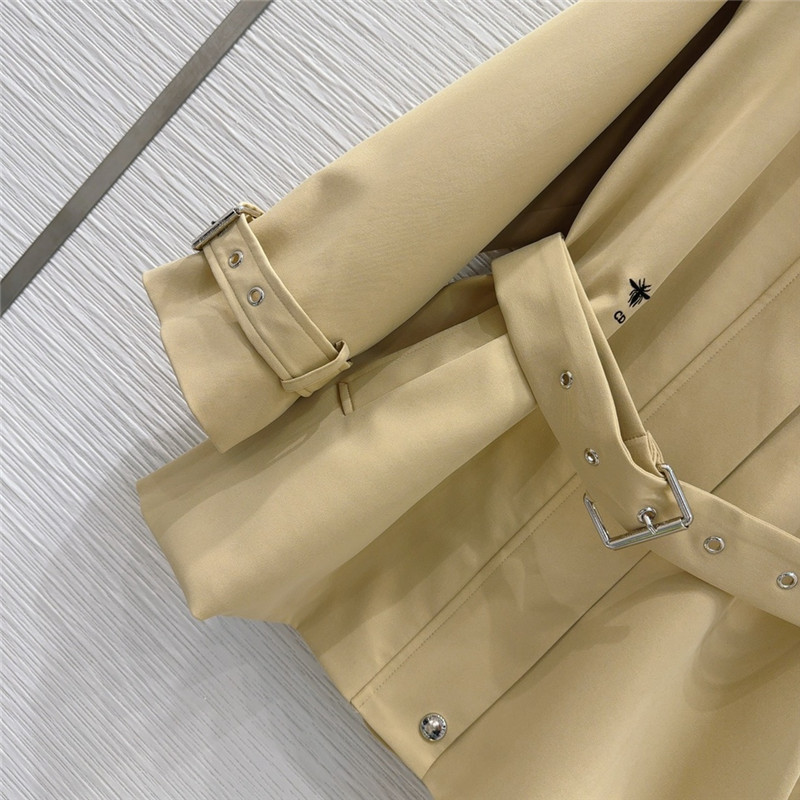 D10r elegant coat