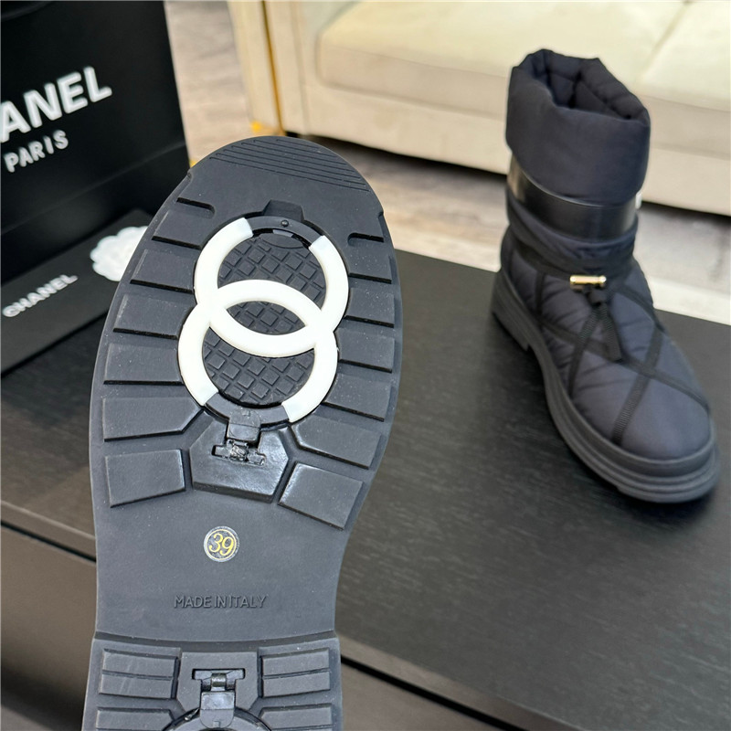 Ch**el calfskin nylon snow boots
