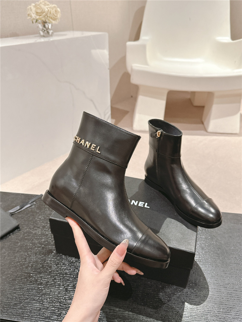 Ch**el calfskin flat chelsea ankle boots