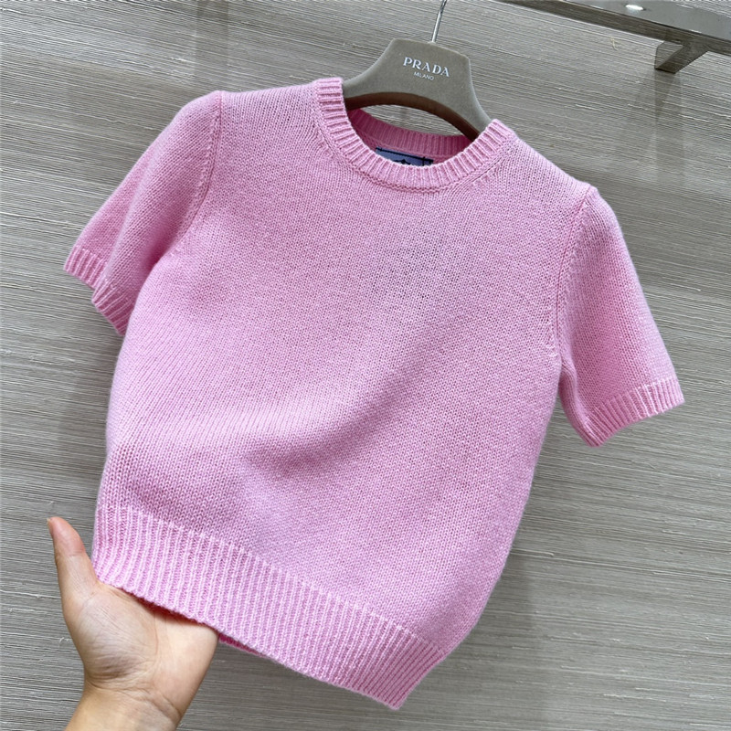Pra*a cashmere top