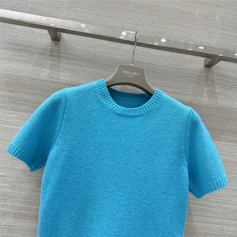Pra*a cashmere top