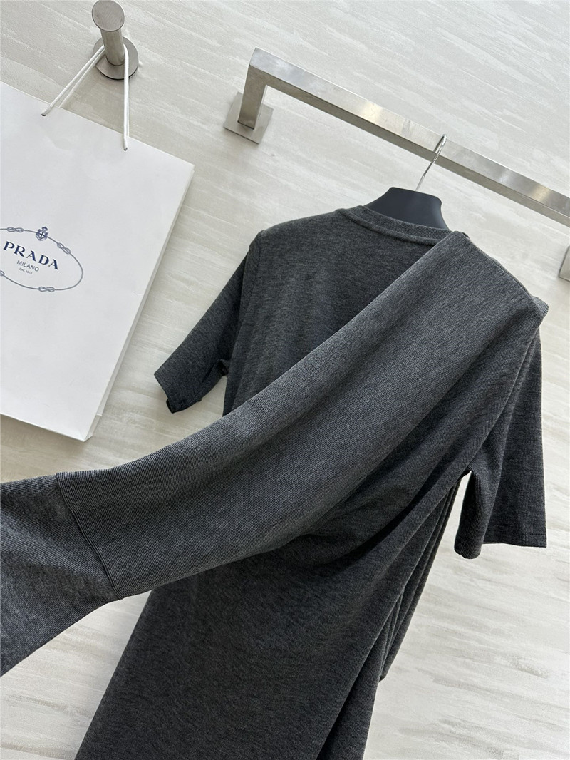 Pra*a wool dress