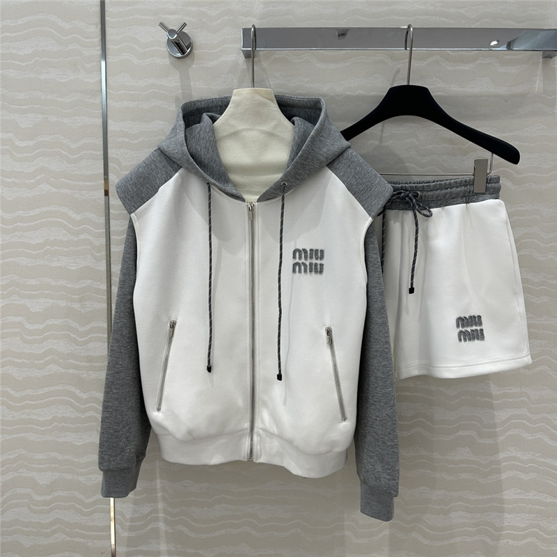 M1um1u sweatshirt suit