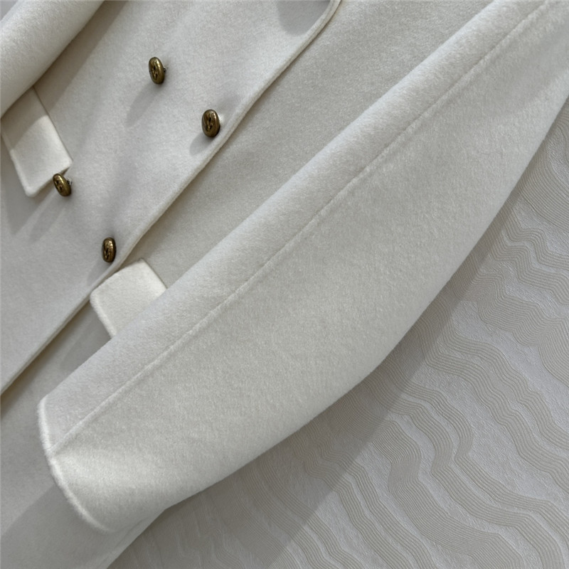 D10r lapel coat