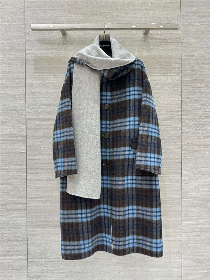 u1u1enne westwood scarf coat