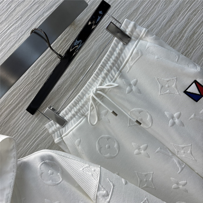 l0vis Vvtt0n lv full logo suit