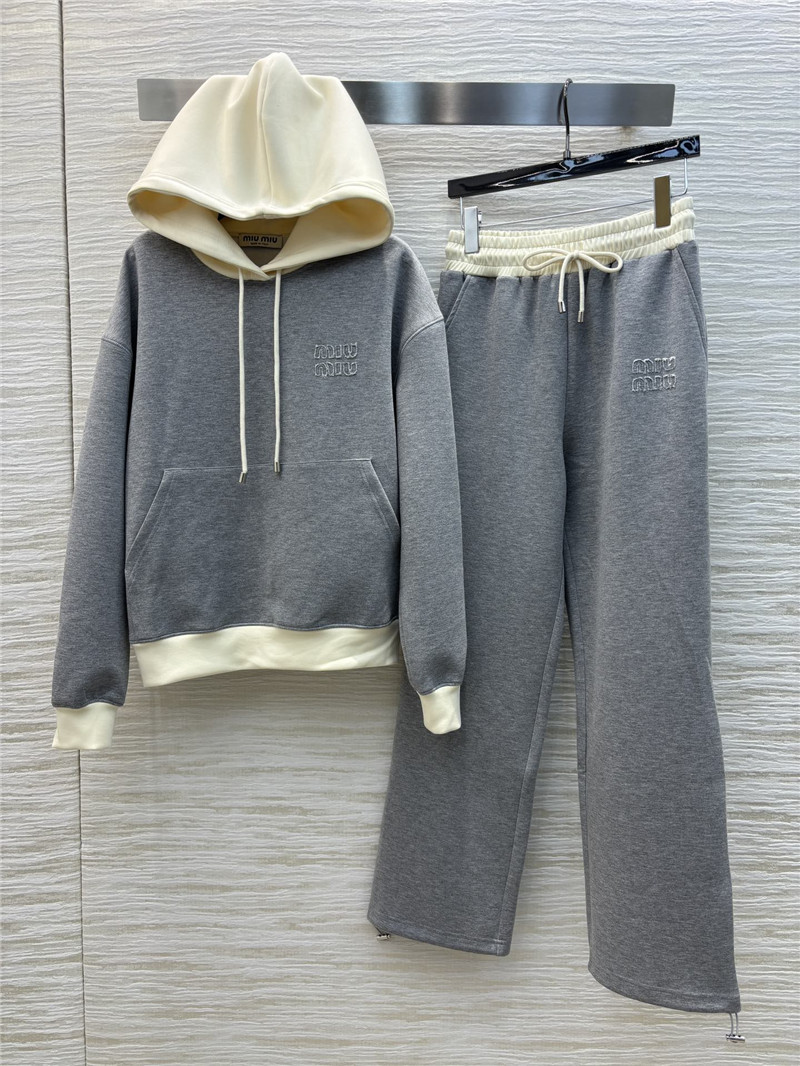 M1um1u casual suit