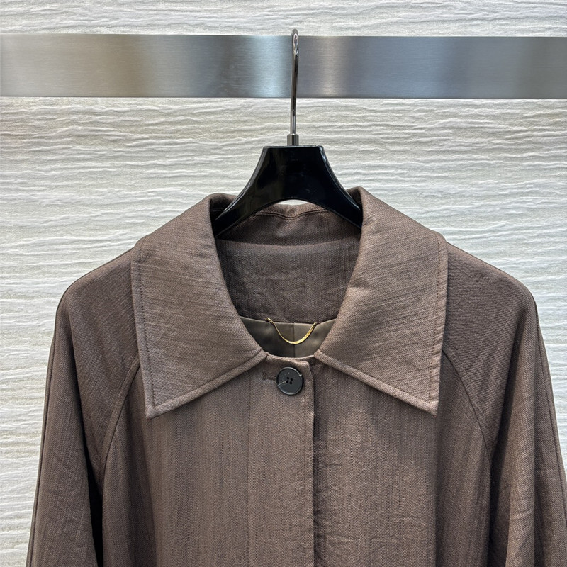 Y51 trench coat