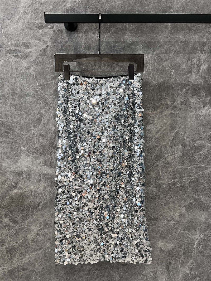 Y51 glitter skirt