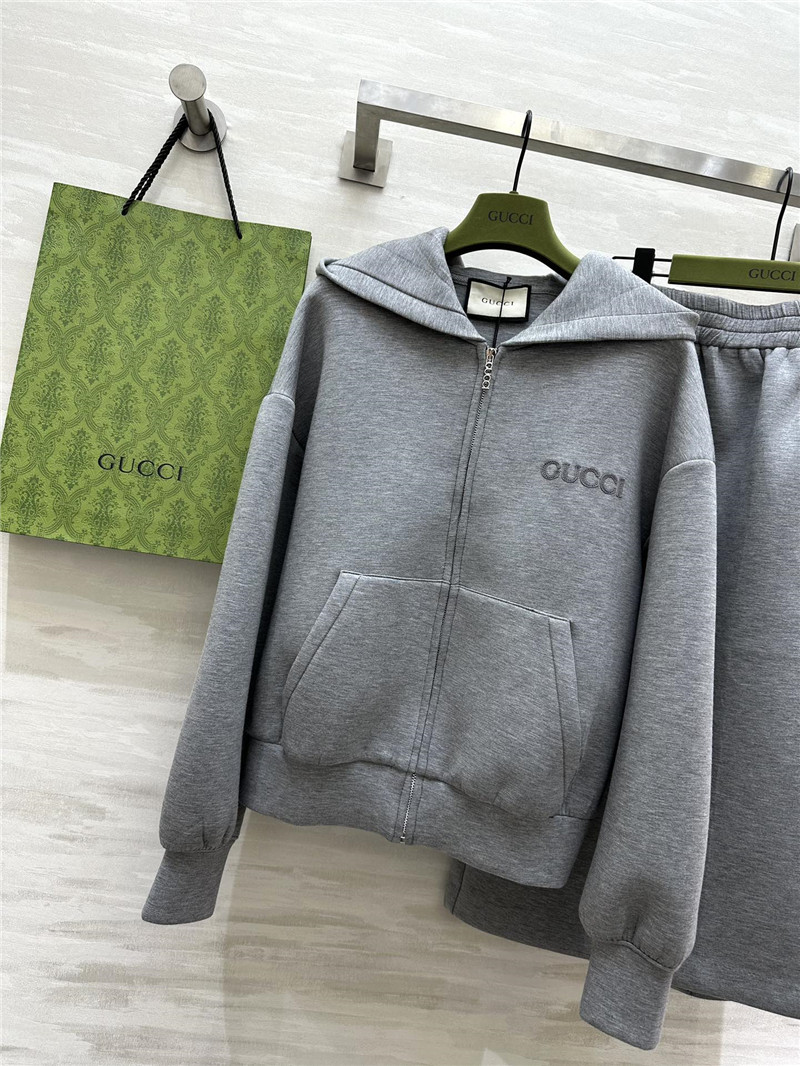 Gvc*1 casual suit