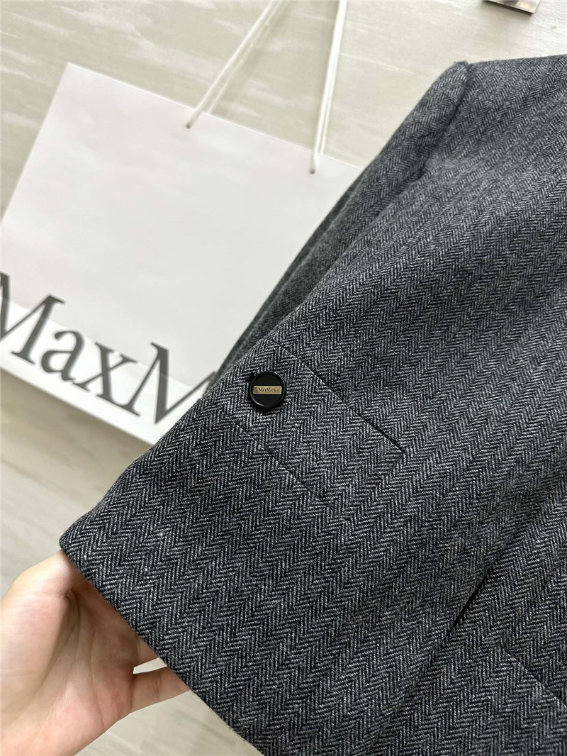 Vanitoo three-quarter sleeve jacket