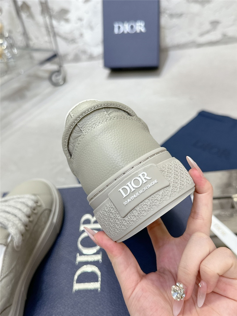 walk’n’D10r beige sneakers