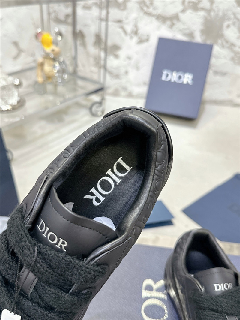 walk’n’D10r black sneakers