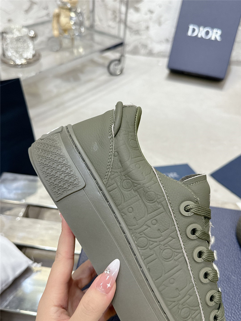 walk’n’D10r green sneakers