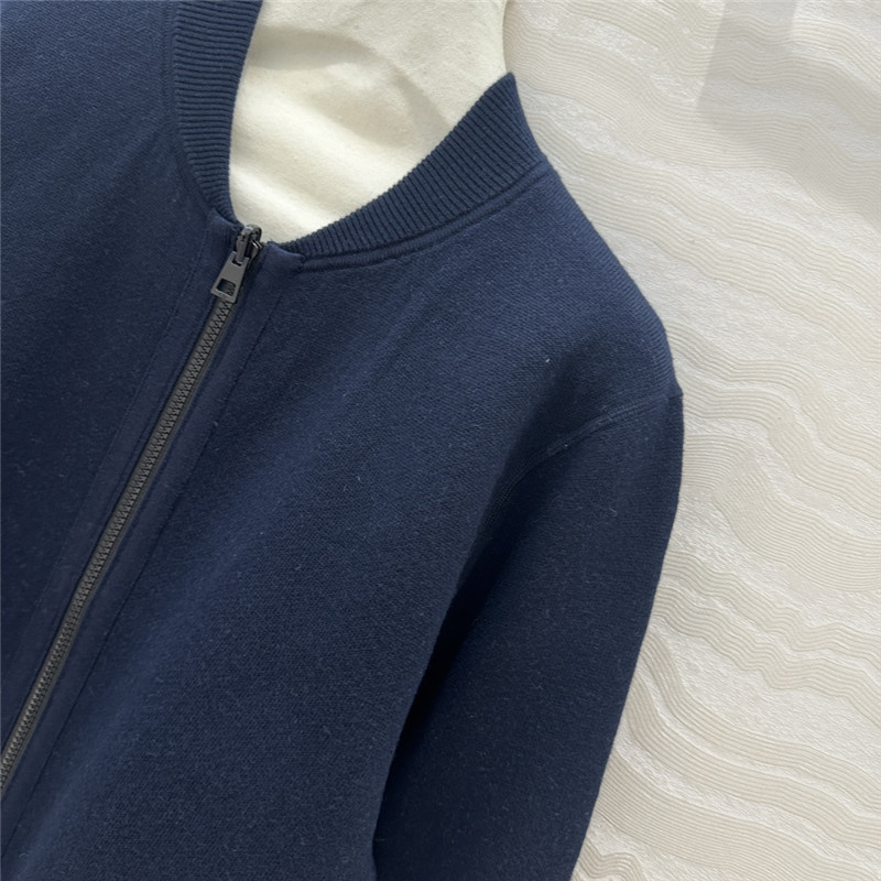 D10r zipper jacket