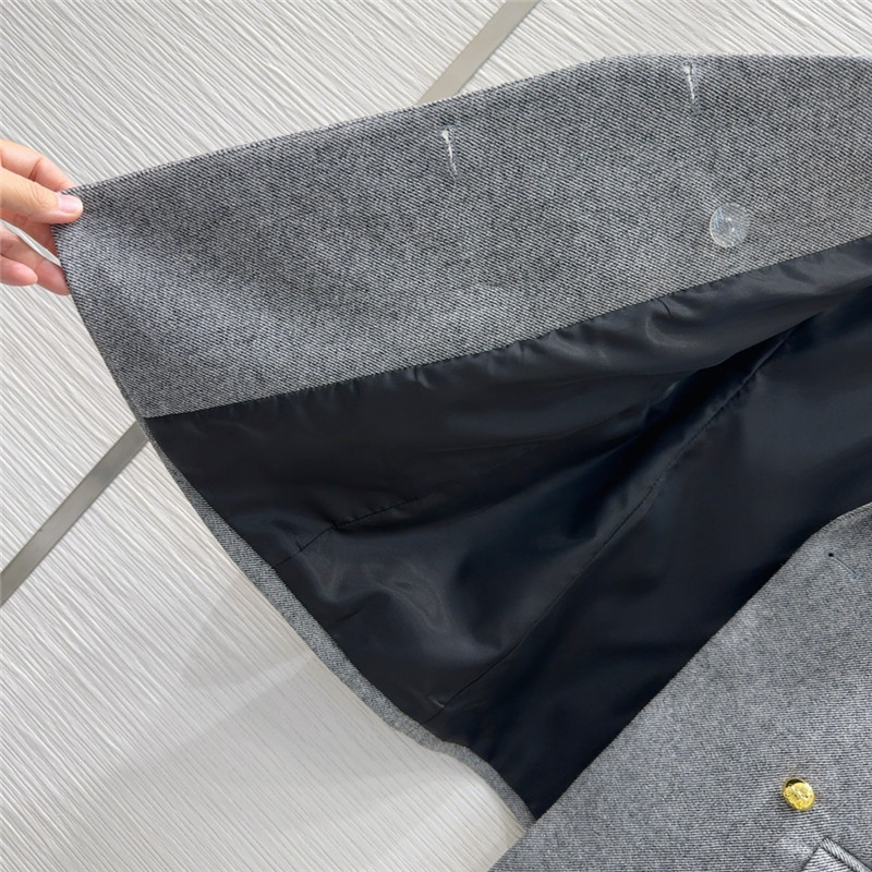 Ce1i*e new coat