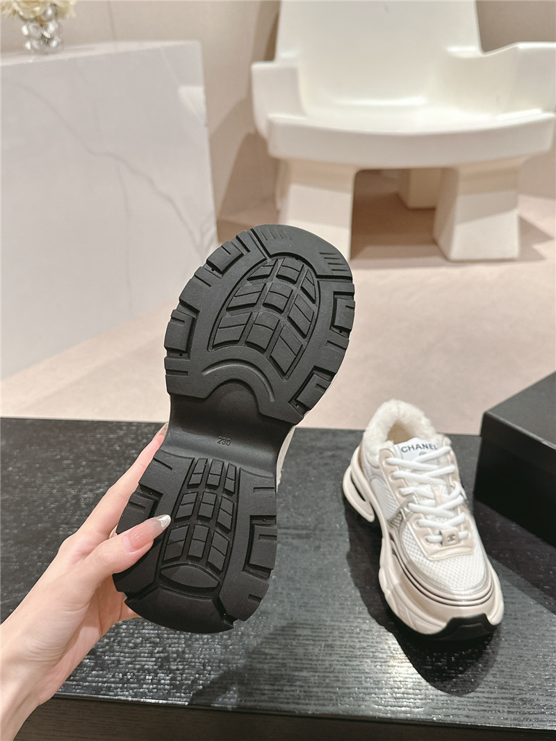 Ch**el logo winter platform sneakers beige
