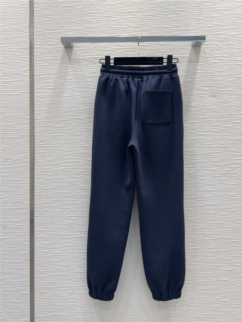 D10r new suit